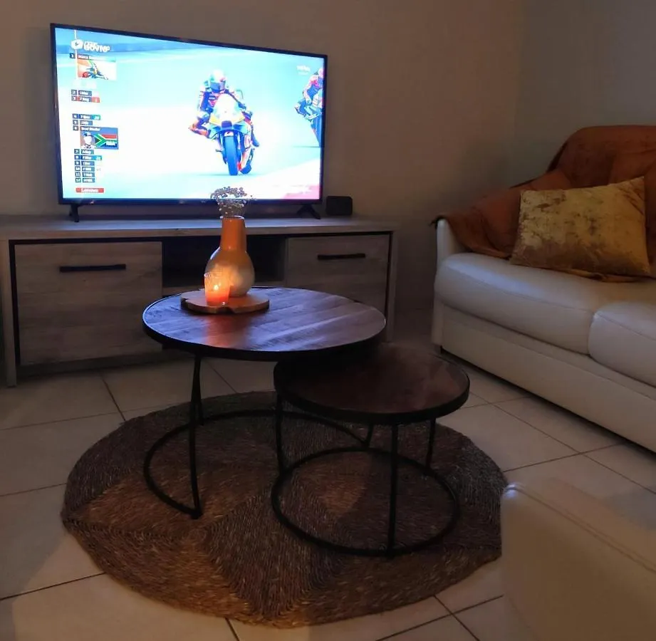 Sea-Level Apartment Ostend