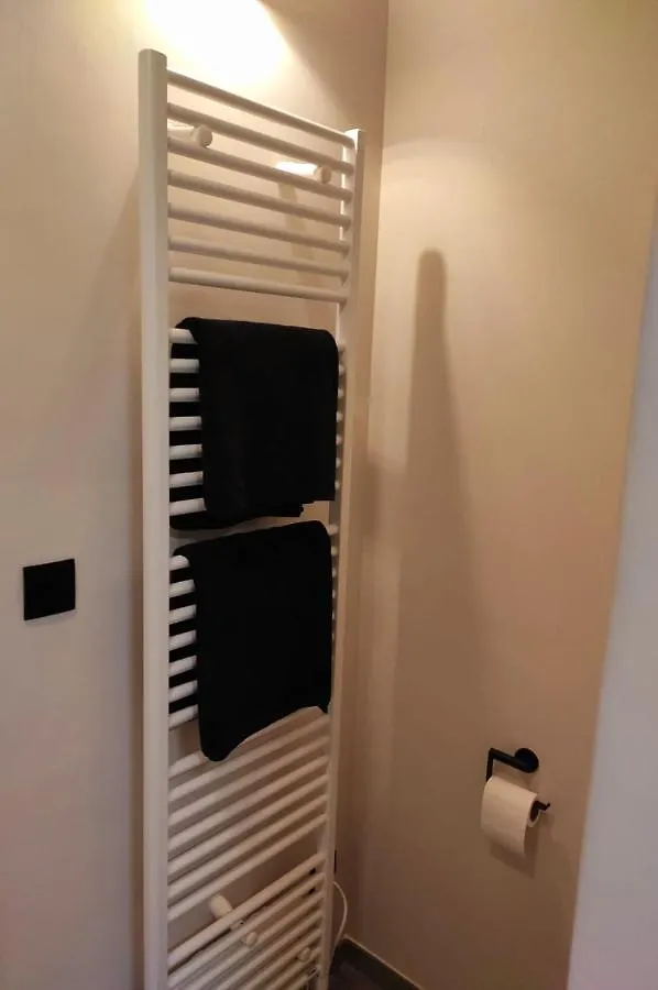 Sea-Level Apartment Ostend 0*,