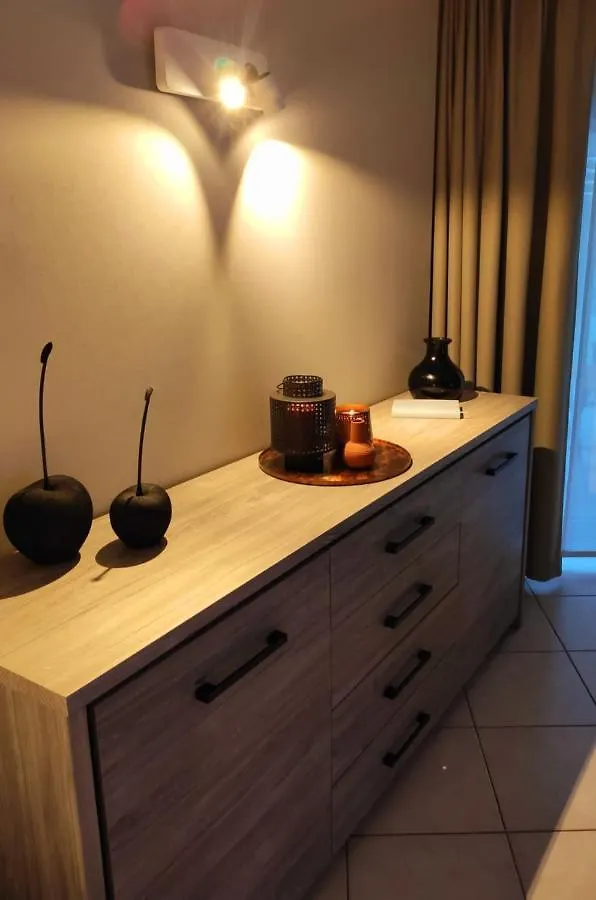 Sea-Level Apartment Ostend