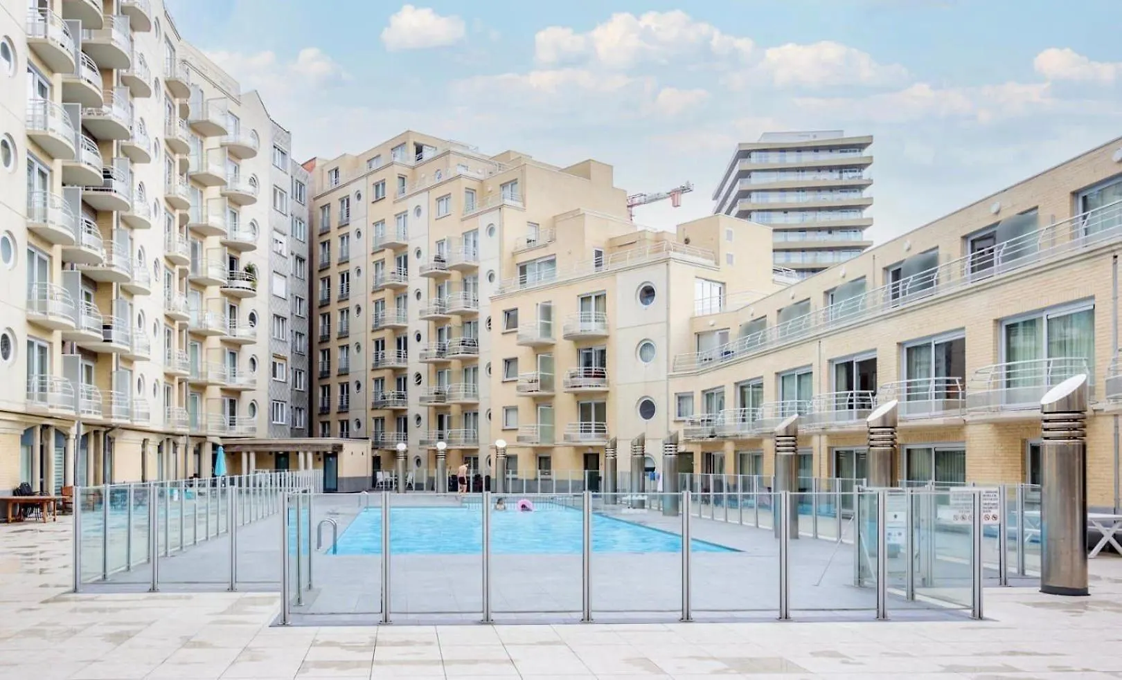 Sea-Level Apartment Ostend